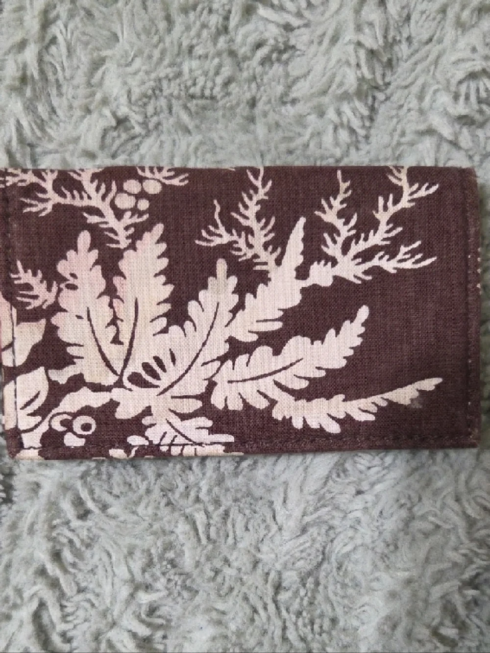 Vera Bradley Chocolate and Cream Bird & Floral Wallet - Picture 4 of 9